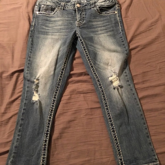 Jean capris - Picture 1 of 4